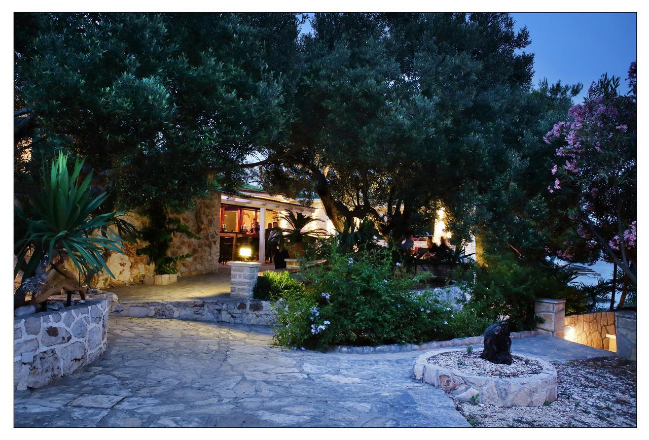Hotel Skalinada Zavala Extérieur photo